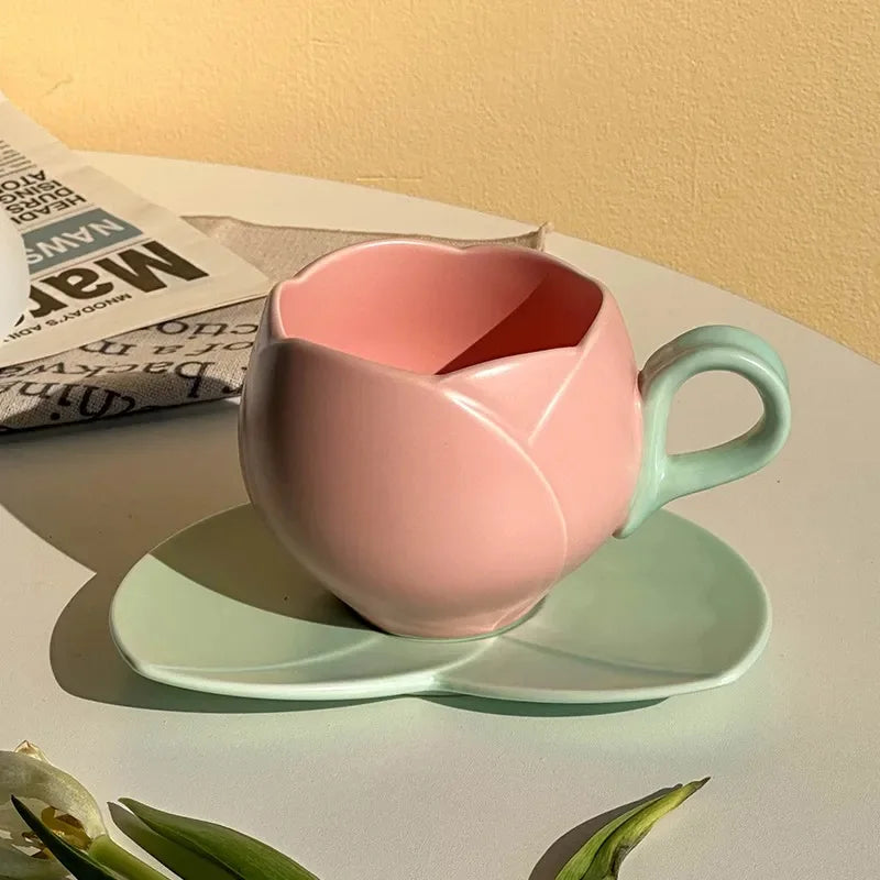 Elegant 300ml (10oz) Tulip-Shaped Ceramic Mug with Matching Coaster — Vintage-Inspired Beige, Yellow & Pink Floral Tea Cup Set (1 Piece)