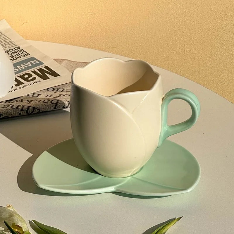 Elegant 300ml (10oz) Tulip-Shaped Ceramic Mug with Matching Coaster — Vintage-Inspired Beige, Yellow & Pink Floral Tea Cup Set (1 Piece)