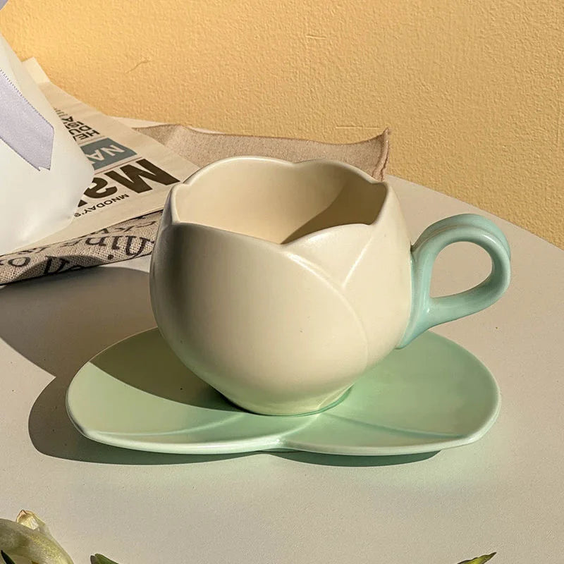 Elegant 300ml (10oz) Tulip-Shaped Ceramic Mug with Matching Coaster — Vintage-Inspired Beige, Yellow & Pink Floral Tea Cup Set (1 Piece)